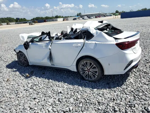 3KPF44AC7PE653375 2023 KIA FORTE - Image 2