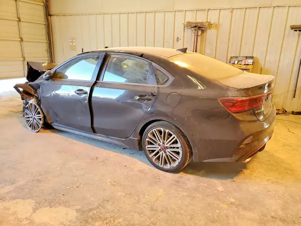 3KPF44AC7PE654302 2023 KIA FORTE - Image 2
