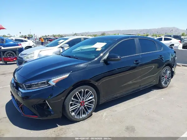 3KPF44AC7RE692213 2024 KIA FORTE - Image 2