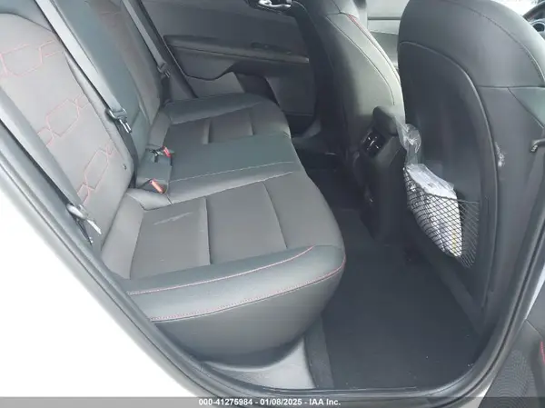 3KPF44AC7RE747274 2024 KIA FORTE - Image 8