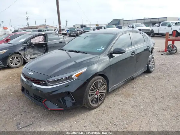 3KPF44AC7RE771672 2024 KIA FORTE - Image 2