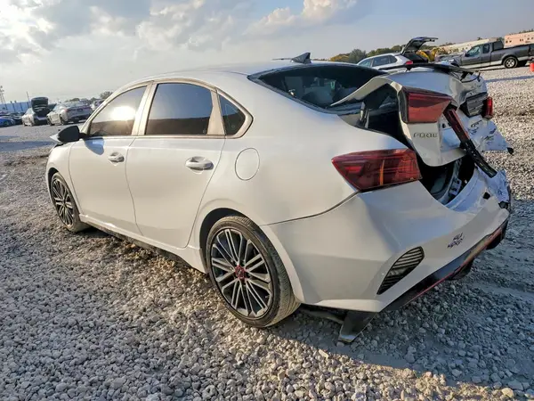 3KPF44AC7RE782574 2024 KIA FORTE - Image 2