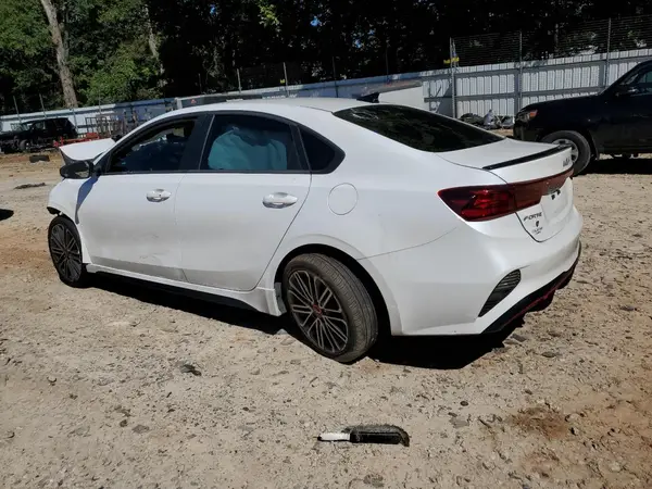3KPF44AC7RE821258 2024 KIA FORTE - Image 2