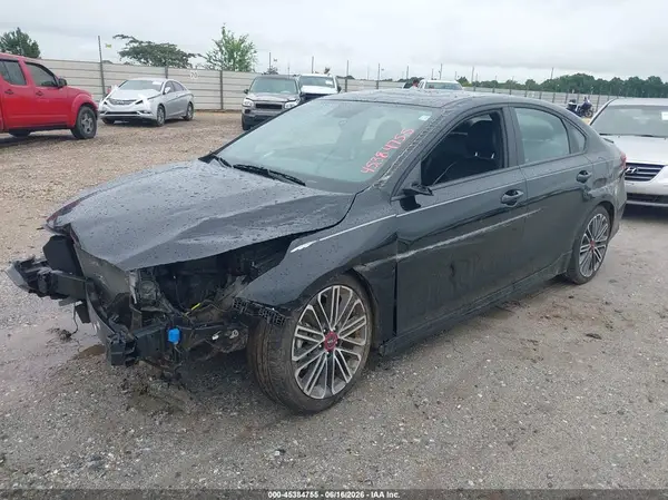 3KPF44AC7RE832597 2024 KIA FORTE - Image 2