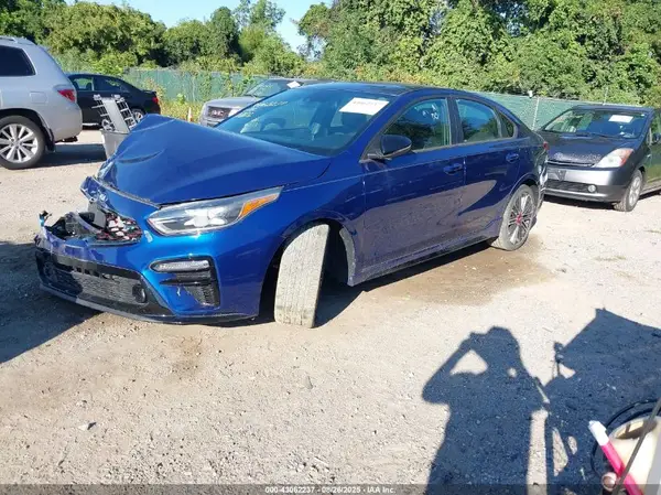 3KPF44AC8ME283484 2021 KIA FORTE - Image 2