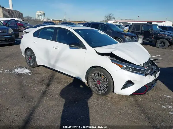 3KPF44AC8NE430419 2022 KIA FORTE - Image 1