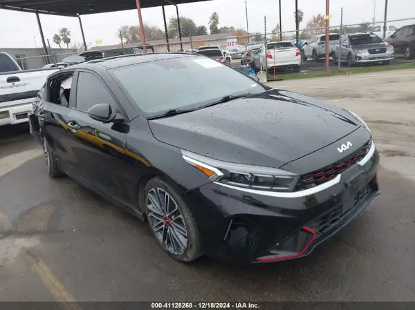 3KPF44AC8NE477546 2022 KIA FORTE - Image 1
