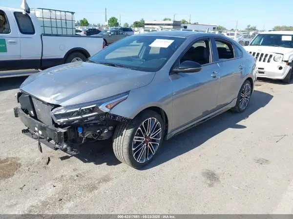 3KPF44AC8PE593817 2023 KIA FORTE - Image 2