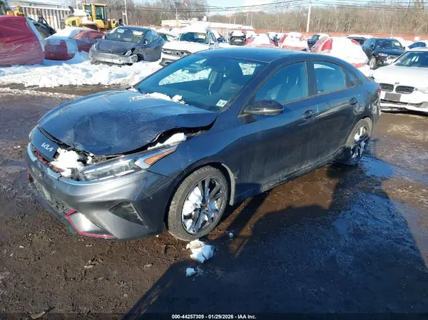3KPF44AC8PE636746 2023 KIA FORTE - Image 2