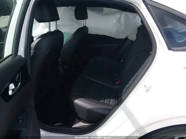 3KPF44AC8PE637251 2023 KIA FORTE - Image 8