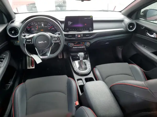 3KPF44AC8RE698392 2024 KIA FORTE - Image 8