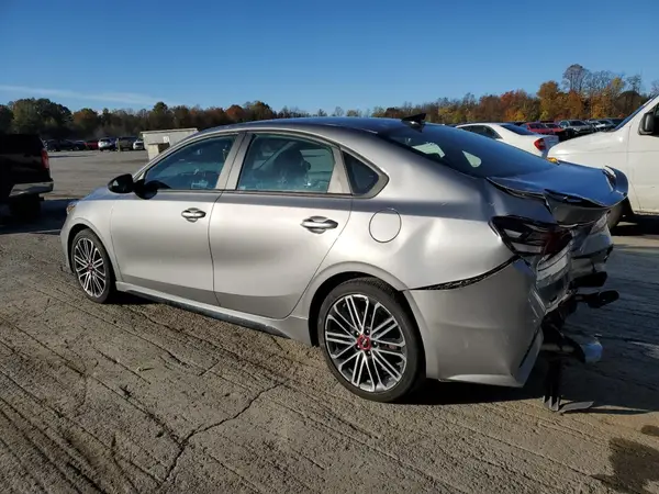 3KPF44AC8RE698778 2024 KIA FORTE - Image 2