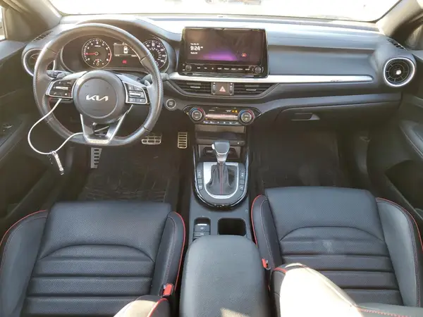 3KPF44AC8RE698778 2024 KIA FORTE - Image 8