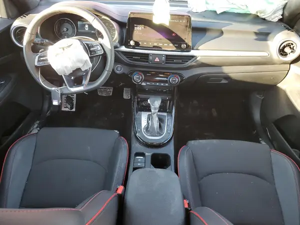 3KPF44AC8RE742018 2024 KIA FORTE - Image 8