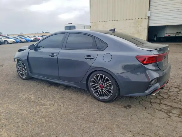 3KPF44AC8RE752628 2024 KIA FORTE - Image 2