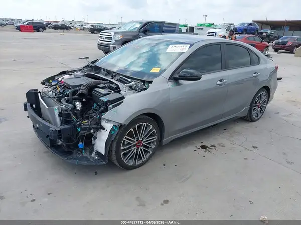 3KPF44AC8RE795642 2024 KIA FORTE - Image 2