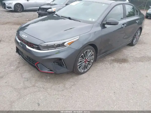 3KPF44AC8RE807157 2024 KIA FORTE - Image 2