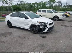 3KPF44AC9LE168424 2020 KIA FORTE