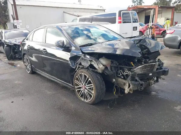 3KPF44AC9ME369516 2021 KIA FORTE - Image 1