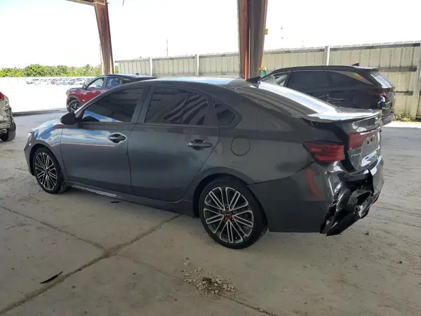 3KPF44AC9NE436472 2022 KIA FORTE - Image 2