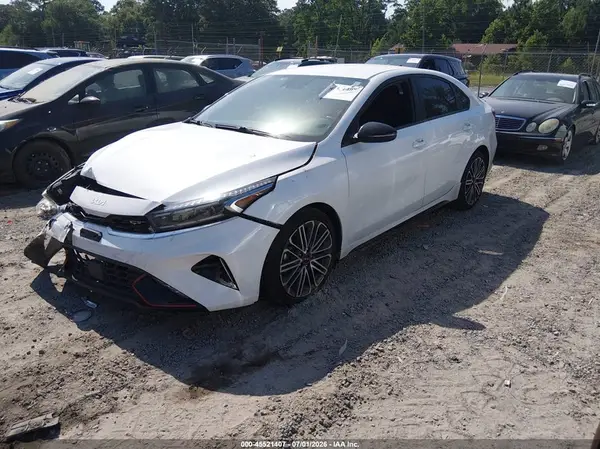 3KPF44AC9NE443941 2022 KIA FORTE - Image 2