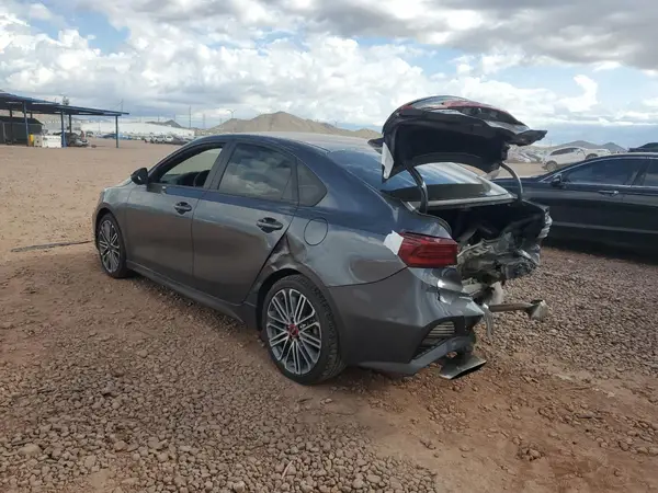 3KPF44AC9NE450226 2022 KIA FORTE - Image 2