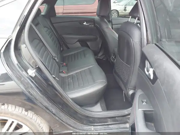 3KPF44AC9NE483033 2022 KIA FORTE - Image 8