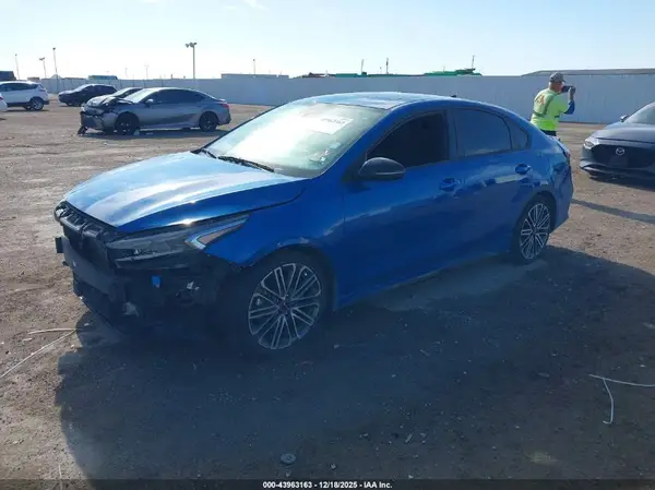 3KPF44AC9PE522447 2023 KIA FORTE - Image 2