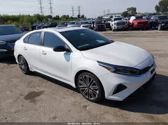 3KPF44AC9PE523811 2023 KIA FORTE
