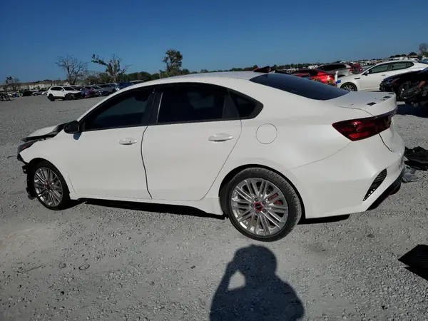 3KPF44AC9PE570613 2023 KIA FORTE - Image 2