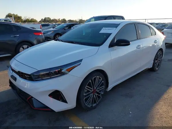 3KPF44AC9PE596029 2023 KIA FORTE - Image 2