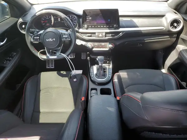 3KPF44AC9PE604517 2023 KIA FORTE - Image 8