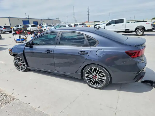 3KPF44AC9PE605523 2023 KIA FORTE - Image 2