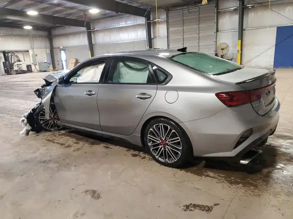 3KPF44AC9RE717483 2024 KIA FORTE - Image 2
