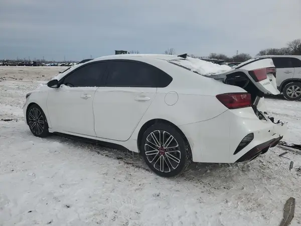 3KPF44AC9RE717922 2024 KIA FORTE - Image 2