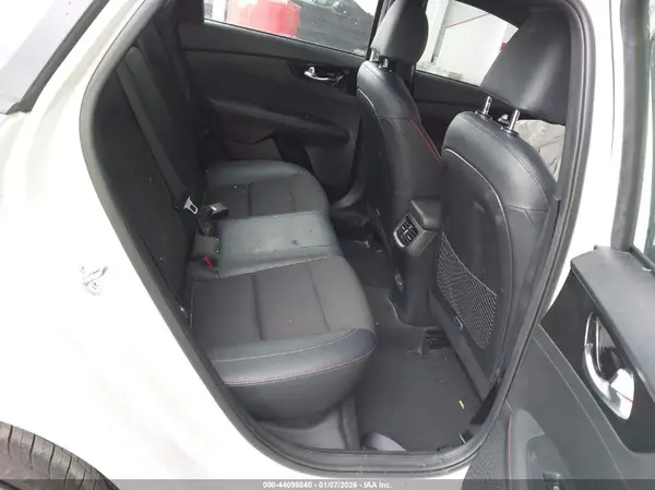 3KPF44AC9RE749107 2024 KIA FORTE - Image 8