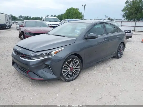 3KPF44AC9RE756493 2024 KIA FORTE - Image 2