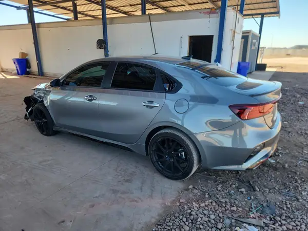 3KPF44AC9RE795651 2024 KIA FORTE - Image 2