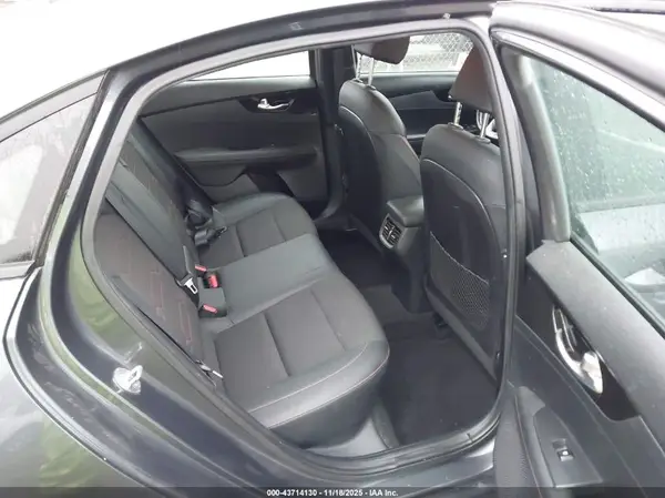3KPF44ACXLE170988 2020 KIA FORTE - Image 8