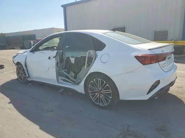 3KPF44ACXNE442068 2022 KIA FORTE - Image 2