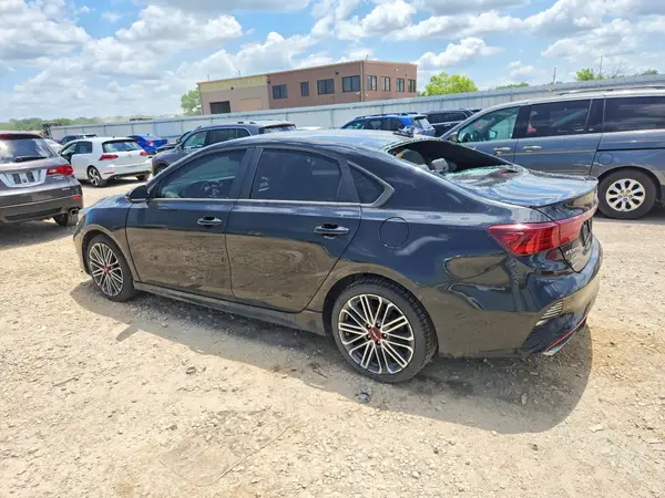 3KPF44ACXNE456374 2022 KIA FORTE - Image 2
