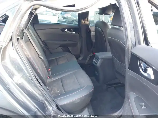3KPF44ACXNE475653 2022 KIA FORTE - Image 8