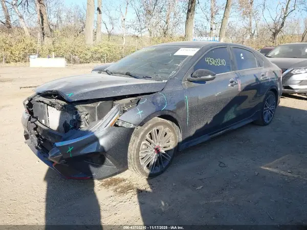 3KPF44ACXNE476947 2022 KIA FORTE - Image 2