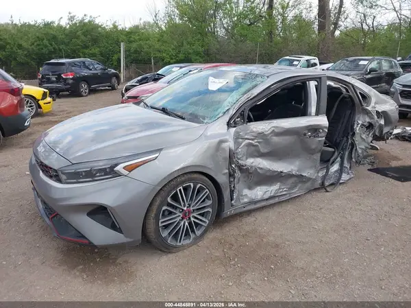 3KPF44ACXNE485616 2022 KIA FORTE - Image 2