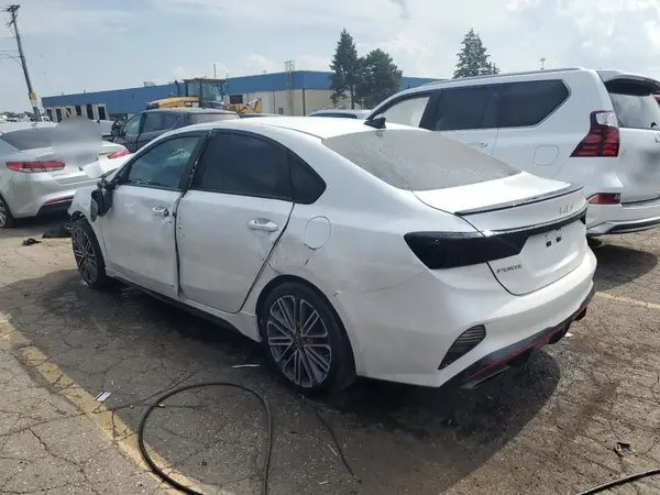 3KPF44ACXNE499564 2022 KIA FORTE - Image 2