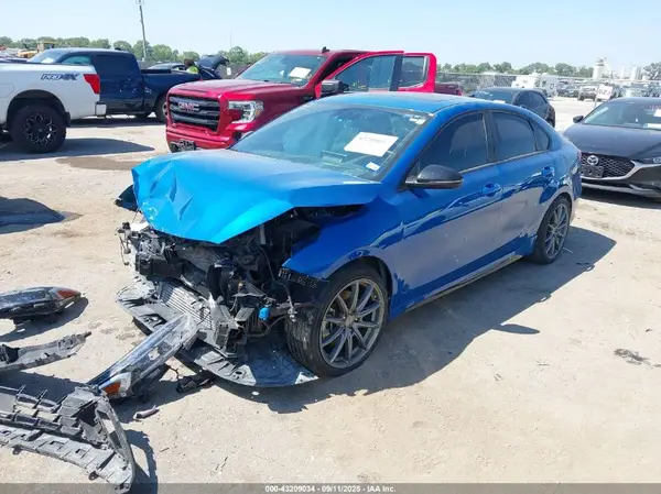 3KPF44ACXPE547759 2023 KIA FORTE - Image 2
