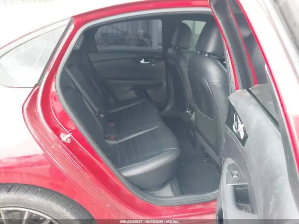 3KPF44ACXPE579661 2023 KIA FORTE - Image 8