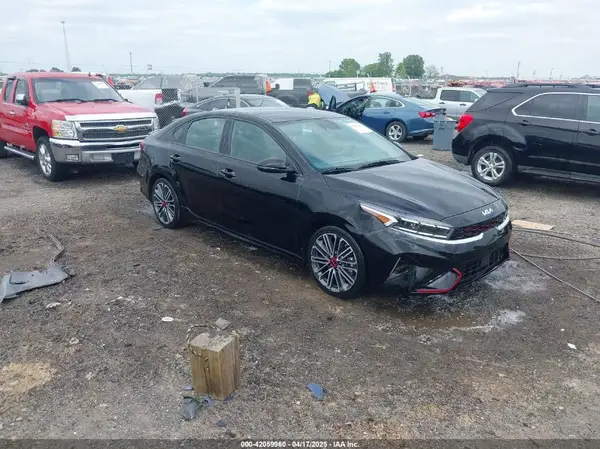 3KPF44ACXPE621116 2023 KIA FORTE - Image 1
