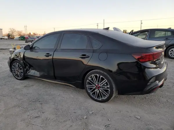3KPF44ACXRE729609 2024 KIA FORTE - Image 2