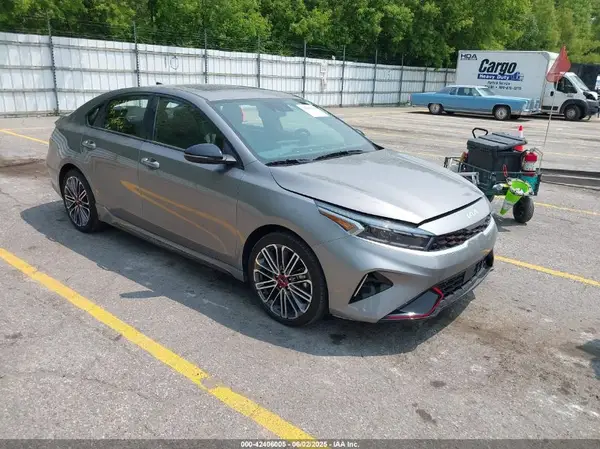 3KPF44ACXRE830407 2024 KIA FORTE - Image 1